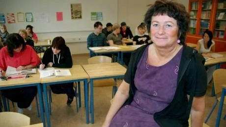 BUSINESS AS USUAL. Kuriren hittade Inga Savilahti-Häggbo i klassrummet dagen efter den spännande segern i valet till partiets kommunalrådskandidat.