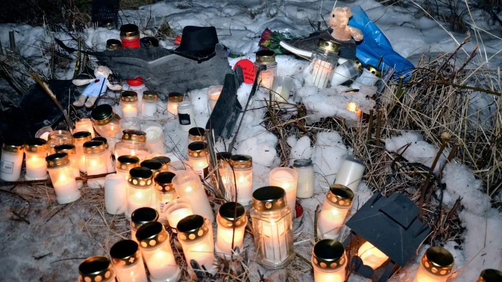 En man i 20-årsåldern omkom vid en trafikolycka utanför Kalix.