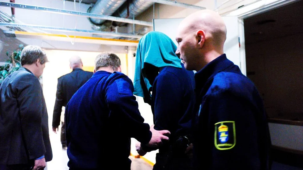 DÖMDES TILL FÄNGELSE. Åklagaren yrkade på fängelsestraff för sammanlagt sex personer i den så kallade dieselligan. Tingsrätten valde dock en mildare linje och bara två av männen fälldes för de upprepade stölderna i Norrbotten och Västerbotten.