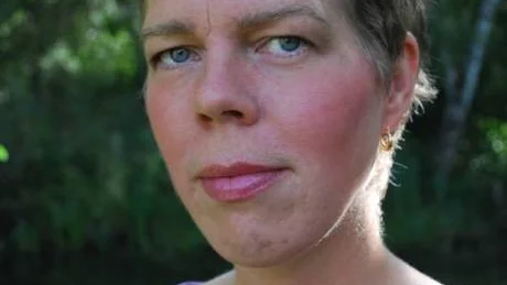 FJÄRDE UNGDOMSROMANEN. Johanna Lindbäck flyttar handlingen till Luleå i sin nya ungdomsroman "Saker som aldrig händer". I sommar kommer hon hem med kameran för att dokumentera inför sin nästa roman som också ska utspela sig i hennes gamla hemstad.
