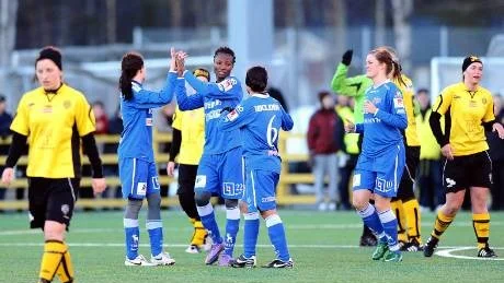 SURT. Med en kvart kvar att spela gjorde Perpeta Nkwocha matchens enda mål med en klassavslutning.