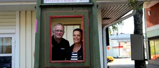De vill adoptera glömd telefonkiosk