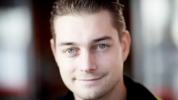Elias Henrysson är varuhusets logistikchef och har sina rötter i Skellefteå.