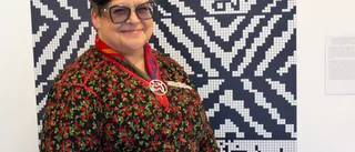 Mästarslöjdaren inspirerar att testa samiska stygn