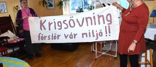 Kämpar för fred – åtalas för intrång