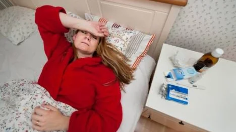 Försäkringskassan konstaterar att kvinnor i ldern 30-39 år är sjukskrivna dubbelt så mycket som män i samma ålder.
