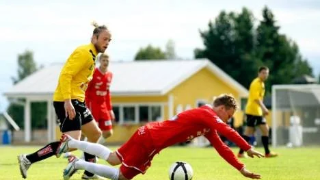 Peter Öberg gjorde en bra insats på Infjärdens innermittfält och utsågs till matchens lirare efter segern.