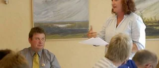 Tvärpolitisk protest mot flytt av bataljonen