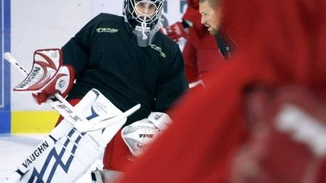 Markus Ottosson är tillbaka i kassen när Piteå möter Kiruna i hockeyettan.