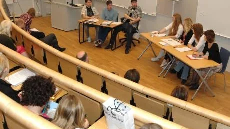OPPONERING. På tisdagen presenterade tredjeårselever på universitetets mediedesignutbildning i Piteå sina examensarbeten - med tillhörande opponering.
Foto: Jonas Hansson