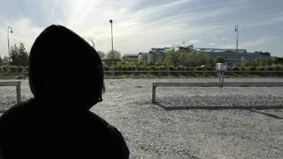 BESVIKEN. "Anna" tycker att det är som att kämpa i motvind. Hon menar att hon som anhörig inte har någon chans att påverka sin dotters situation.