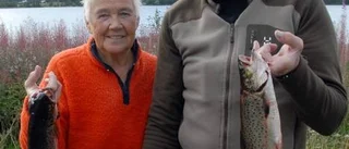 Mor och son trollingmästare