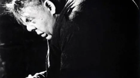 Charles Laughton som Quasimodo i filmatiseringen från 1939 av Victor Hugos roman.