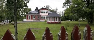 Hon tar över hotellet