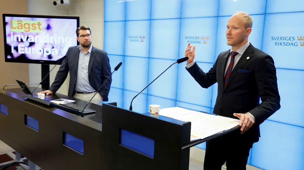 Sverigedemokraternas partiledare Jimme Åkesson och migrationspolitiska talesperson Ludvig Aspling. Arkivbild.