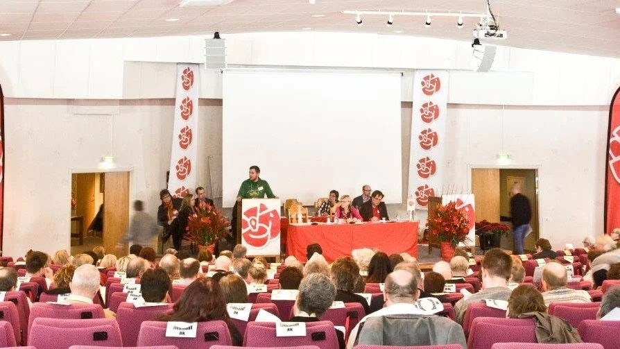 S I NORR. Socialdemokraterna i Norrbotten kongressar på Pite Havsbad under helgen.  S-samlingen gästas av bland andra utrikesminister Margot Wallström och LO:s vice ordförande Tobias Baudin.