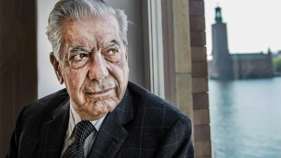 Jubilar. Annandag påsk fyller den peruanske författaren Mario Vargas Llosa 80 år.