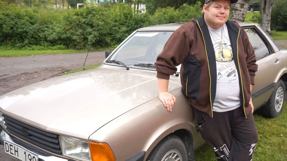 Ford. Simon Larsson deltog i bilutställningen