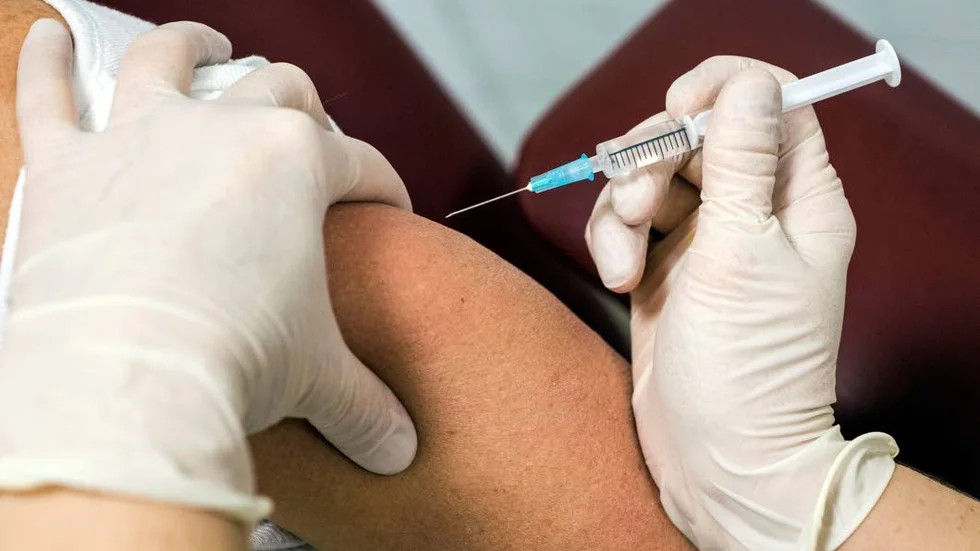 Björntjänst. Vaccinet Pandemrix skulle skydda mot svininfluensan men ledde i vissa fall till att de vaccinerade drabbades av narkolepsi.