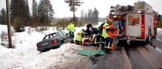 Vattenplaning bakom olycka