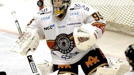 SKOTTSÄKER. Gusten Törnqvist storspelade i torsdags mot Frölunda och höll sin andra nolla för säsongen. Men i dag är det ny match och då är det glömt enligt Luleåmålvakten.