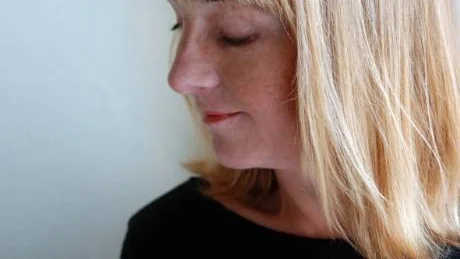 PRECIS OCH FÖRSTRÖDD. Bodil Malmstens senaste bok liknar resedagboken, både till form och innehåll. Troligen har hon nu flyttat till Finistère på allvar.