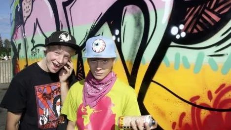 Den här målningen är inte den enda Graffitikonstnärerna Rasmus Hjemdahl och Kim Granberg planerar att göra under festivalen. Fler är på gång.