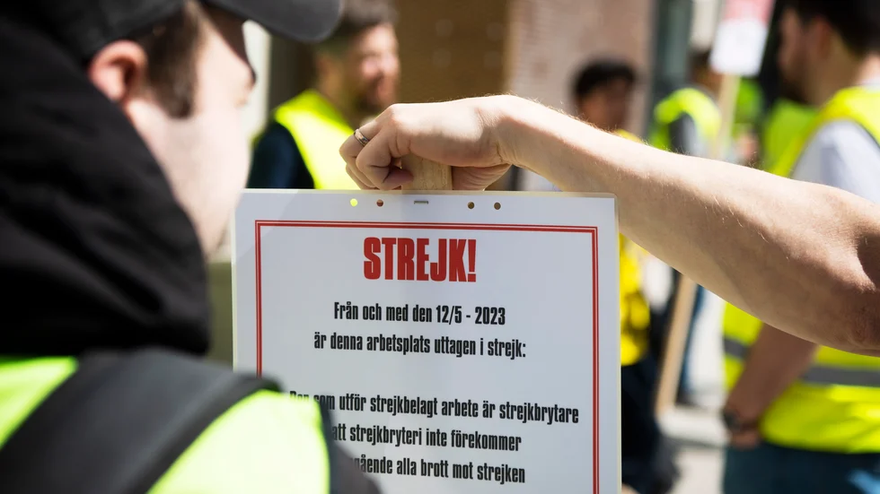 Facket vägrar skriva på ett avtal som sänker kompetenskraven.