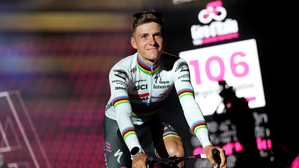 Remco Evenepoel under Giro d'Italia.