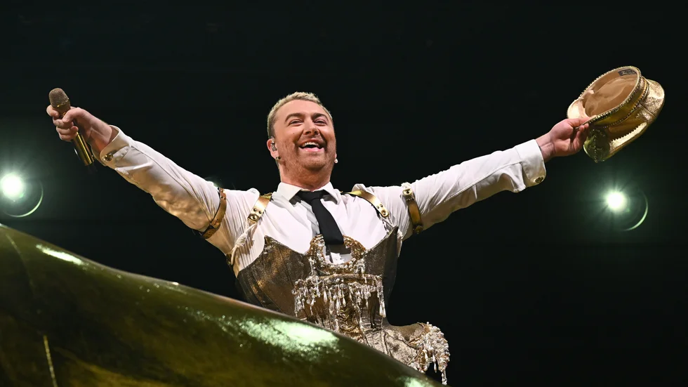 Sam Smith på scen i Avicii Arena.