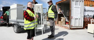 Säljer det som andra slänger – de är månadens klimathjältar