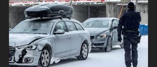 Bilar i krock – en förare till lasarett