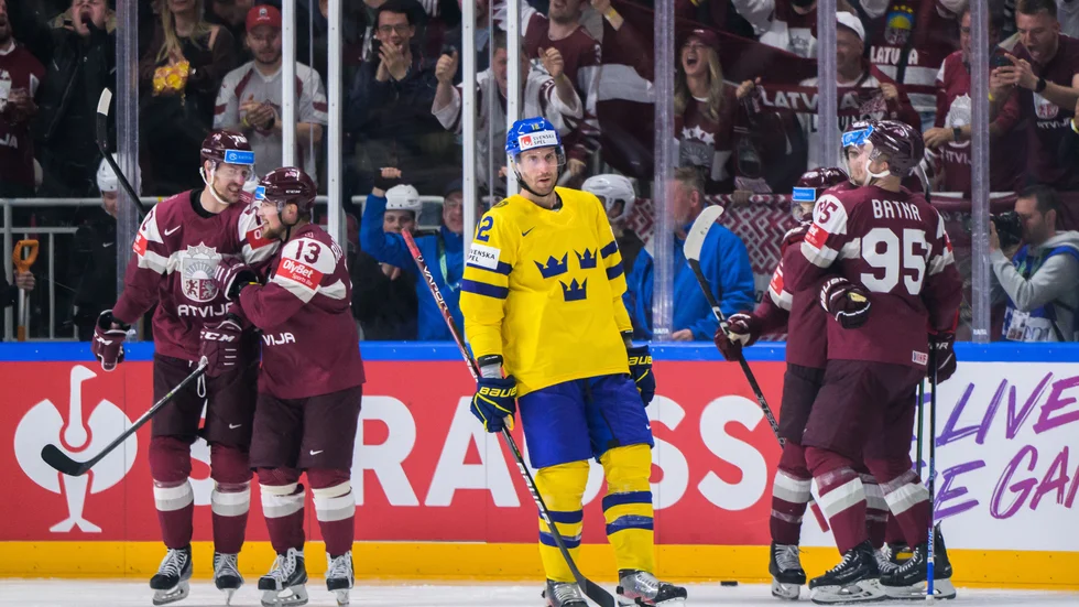 Det här var inte vad Tre Kronor såg framför sig. Man åkte ur VM-kvartsfinalen mot Lettland efter en 1–3-torsk.