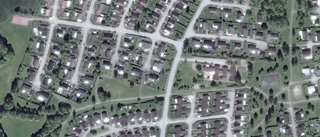 70-talshus på 180 kvadratmeter sålt i Mantorp - priset: 3 950 000 kronor