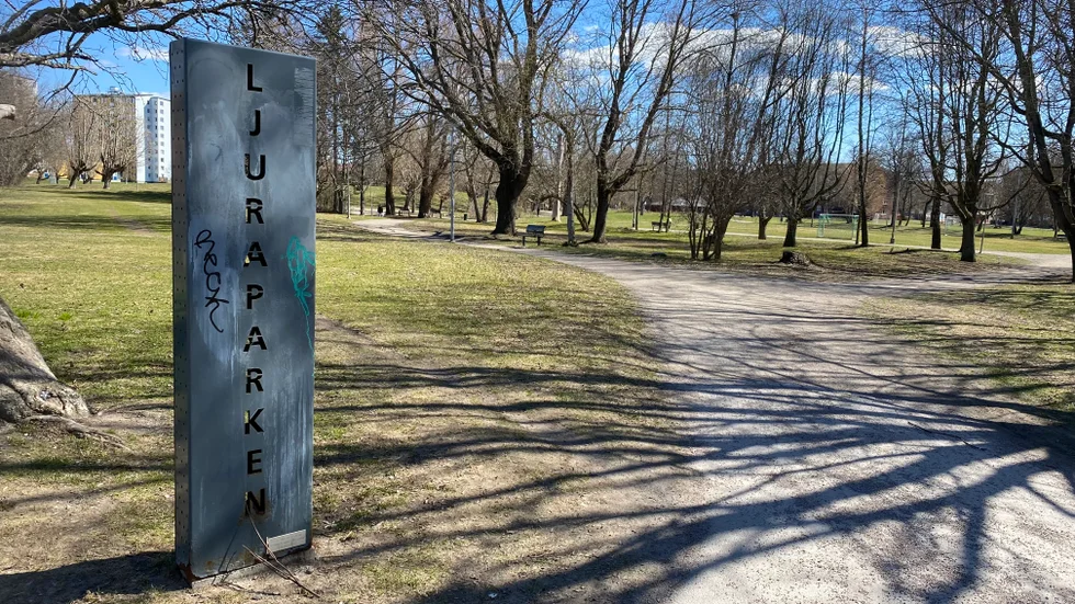 Den slitna Ljuraparken ska rustas upp. I början av maj sätter arbetet i gång.