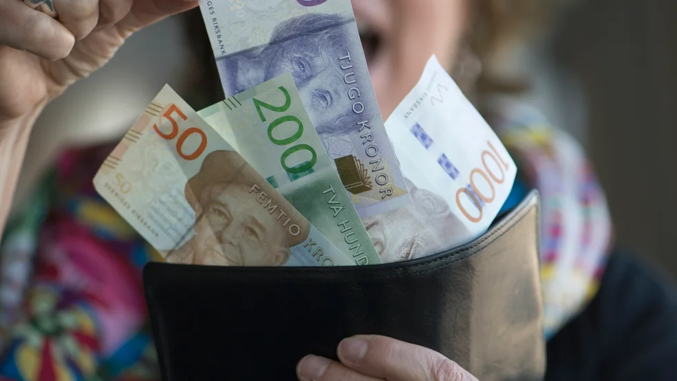Visst vore det underbart att oväntat ärva en massa pengar? I feelgoodlitteraturen är en sådan händelse ett vanligt startskott för berättelsen. 
