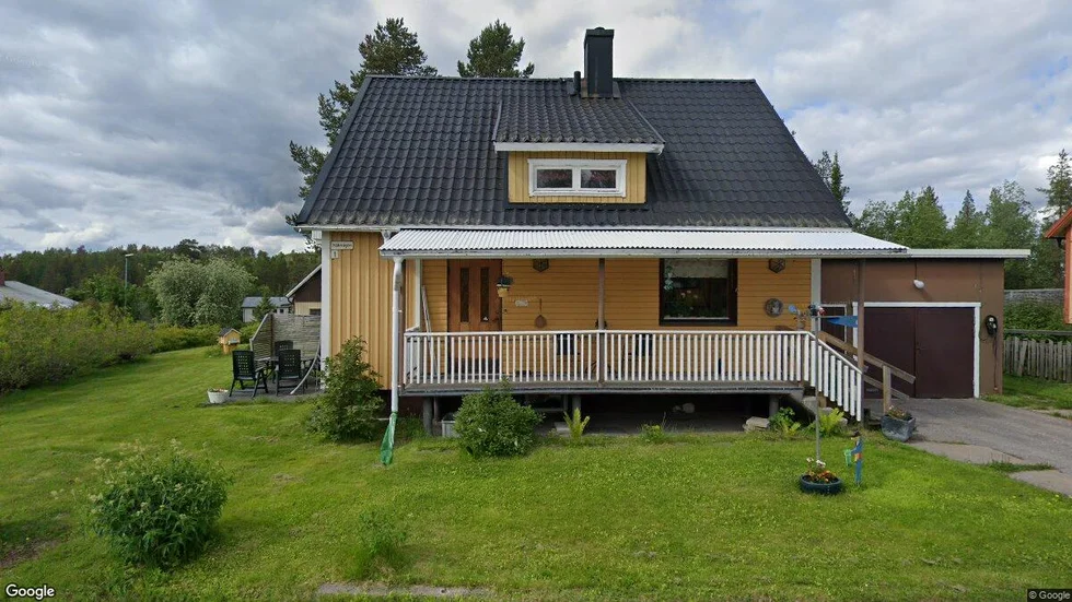 Hökvägen 1