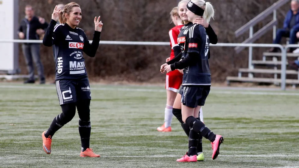 Målskyttar. Malin Broberg och Fredrika Bodin var två av Fannas målskyttar i 5–2-matchen mot Håbo.