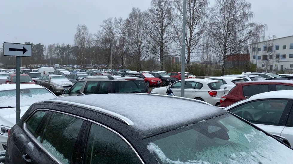 Pendlarparkeringen vid Resecentrum, järnvägsstationen.