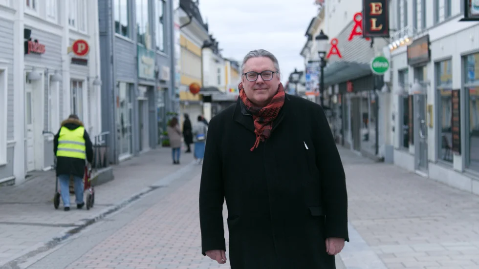 Mats Dahlberg, Miljöpartiet Piteå, tycker det är fel att satsa på ett externt handelsområde vid Lomtjärn.