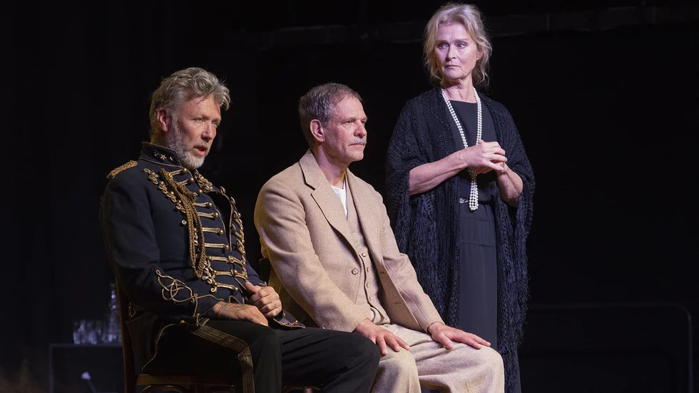 Persbrandt, Hanzon och Endre in action.