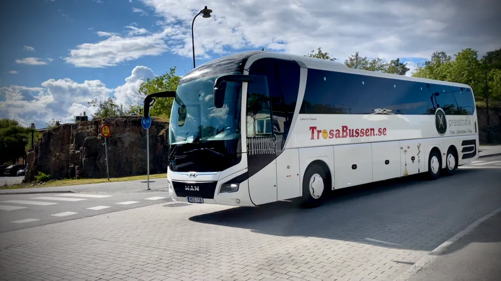 Trosabussens 13 turer till Stockholm dagligen har varit bra reklam för Trosa kommun och fin service för de som pendlar till och från Stockholm