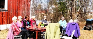 Promenadgänget intog lilla byn Hultet