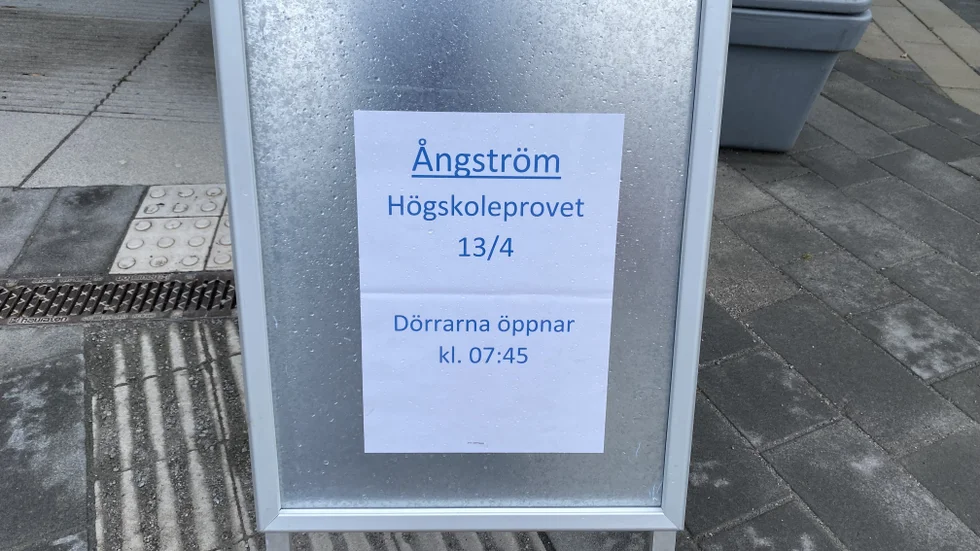 Strax efter klockan åtta på lördagsmorgonen blev det skarpt läge för de som gjorde högskoleprovet.