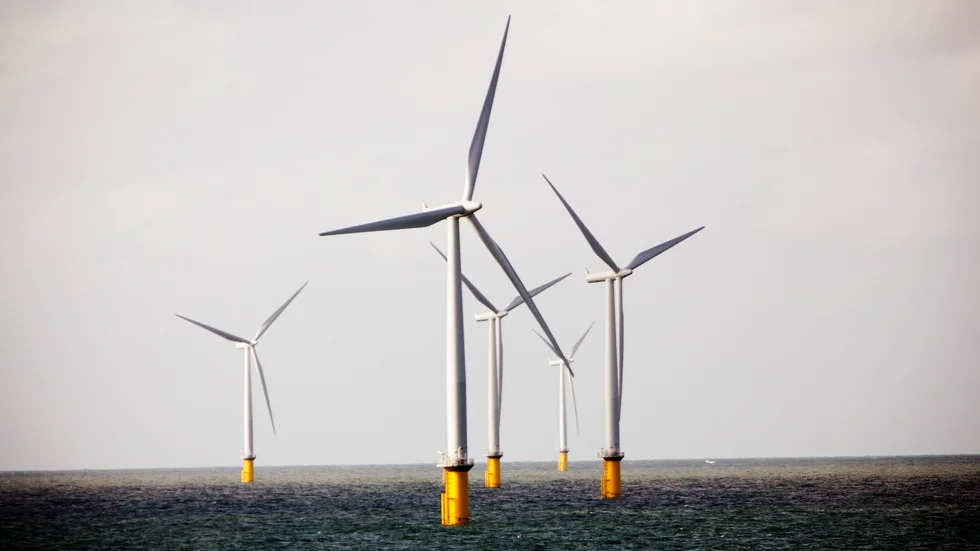 Utbyggnaden av den havsbaserade vindkraften lär gå snabbare än reaktorprojekten