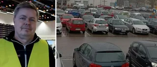 Häng med in – på megaloppisen i anrika lokalen