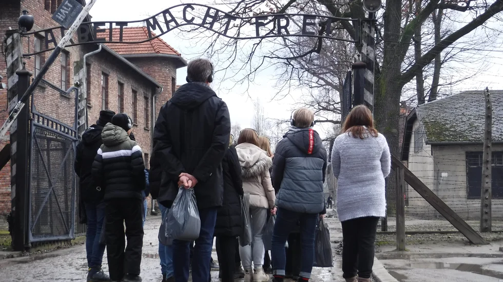 I dag har crika 350 av kommunens fjortonåringar fått möjlighet att växa med sig själva och varandra. Vi kallar dem toleransambassadörer, skriver Malin Matsson Flennegård.