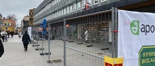 Renovering skapar oreda på gågatan – i över en månad