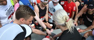 Maratontrubbel: Inget vatten i vätskekontrollen