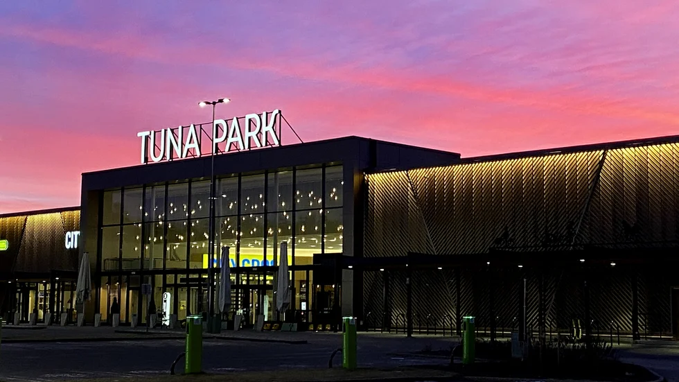 "I kundundersökningar från Tuna Park har Lagerhaus i flera år legat högt upp på kundernas önskelista så därför känns det såklart extra roligt att öppna just här,"  menar Thérèse Elmquist, marknad- och försäljningschef på Lagerhaus och tidigare Eskilstunabo.